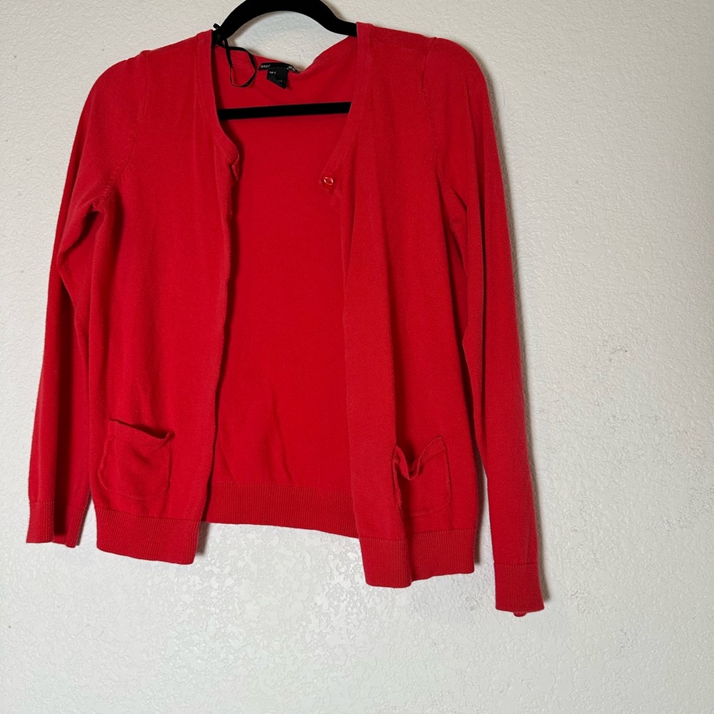 Red H&M red cardigan button down